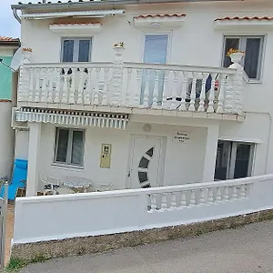 https://ana-lora.primorje-gorskikotar.com